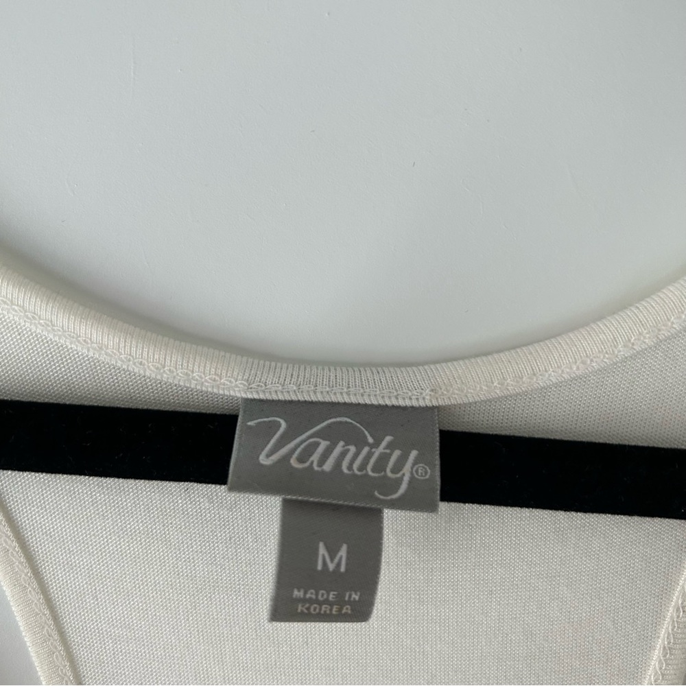 (5 for $20) Vanity Sz M Dress - Picture 2 of 5